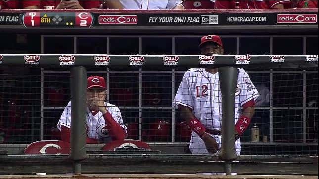 Dusty Baker Addresses Uniform Malfunction With An Assist From His Pitching Coach