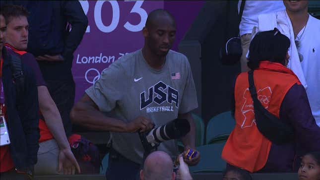 Now Kobe Bryant Has Trouble With His Camera, Has To Be Told To Remove The Lens Cap