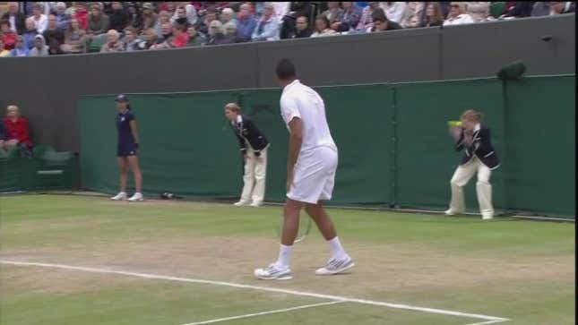 Mardy Fish Drilled A Wimbledon Line Judge In The Eye With A 118-Mile-Per-Hour Serve