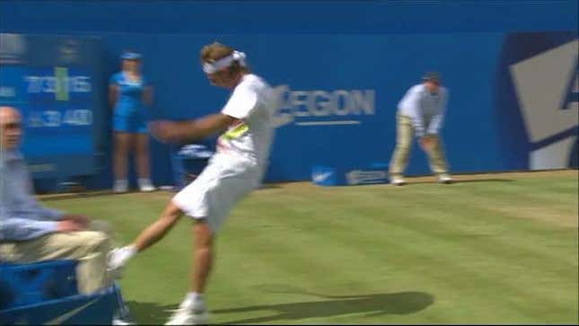 David Nalbandian Disqualified From Queen's Club Final After Kicking Line Judge