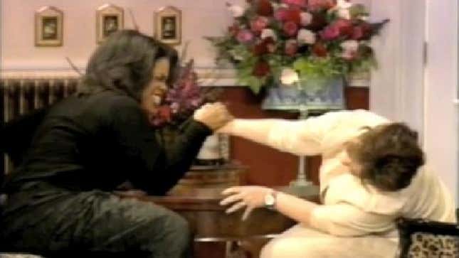 Oprah & Roseanne Settle Non-Existent Arm Wrestling Feud