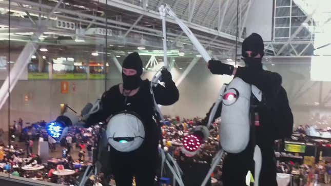 This Is The Right Way To Cosplay <em>Portal 2</em>'s Robot Pals