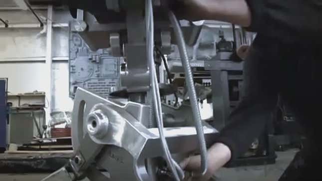 Holy Crap, Weta Built A Real Team Fortress 2 Sentry Gun
