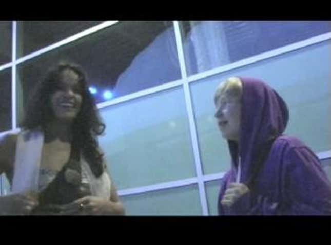 Adrian Grenier Studies A Teen Paparazzo, And Other Ugly Business