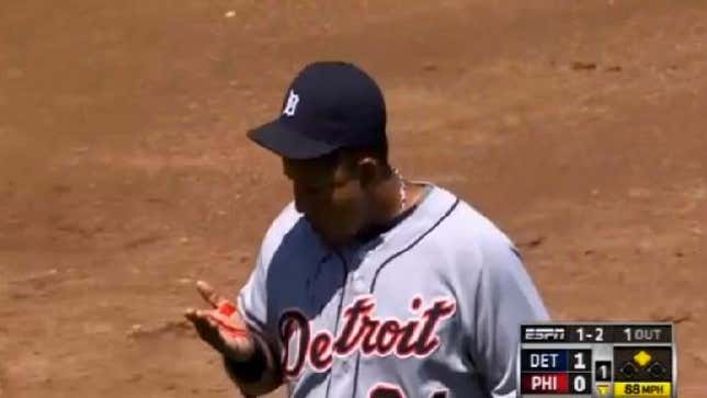 Miguel Cabrera Bleeds All Over The Infield After Taking Grounder To The Face