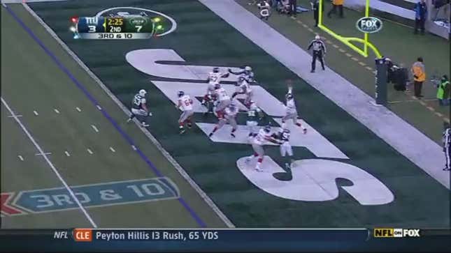 Victor Cruz Continued His Remarkable Season With This 99-Yard Touchdown Catch