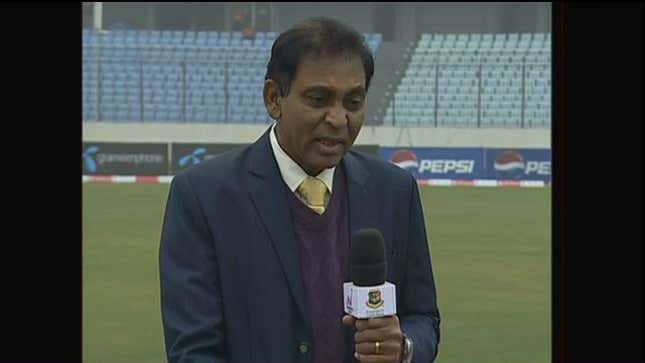 Here's Five Minutes Of Cricket Announcers Trying To Record A Broadcast Intro