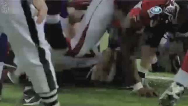 Jared Allen Told Ray Edwards, "I'm Going To Punch You Square In Your Wiener, Dude" Before Punching Him Square In The Wiener