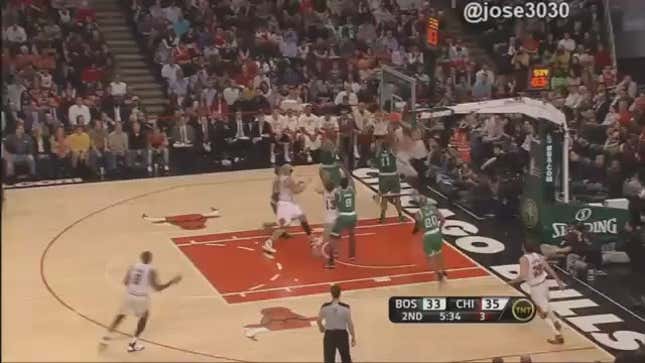 Derrick Rose Floats One Off The Glass, And The Bulls Take The East