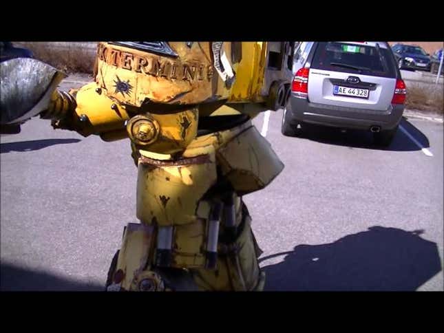 Now This Is Some Serious <em>Warhammer 40K</em> Cosplay