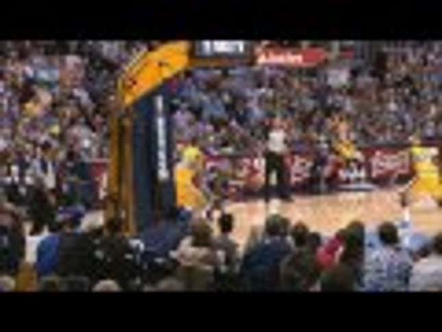 Harrison Barnes Is Still Very Good At Dunking