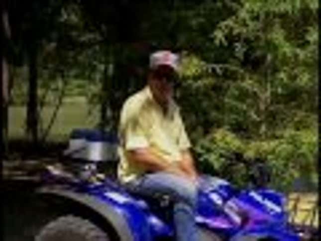 Outdoorsman And TV Host Bill Dance Has A Spectacular Blooper Reel
