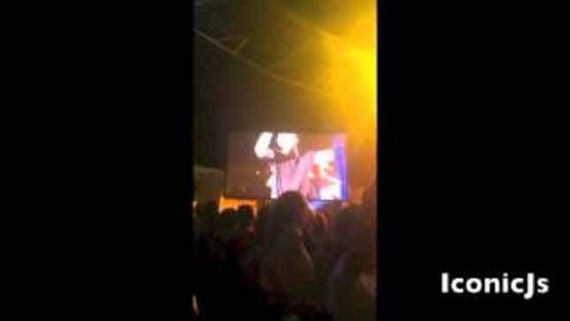 Beyonce Slapped on the Buns Mid-Song by a Nefarious Dane