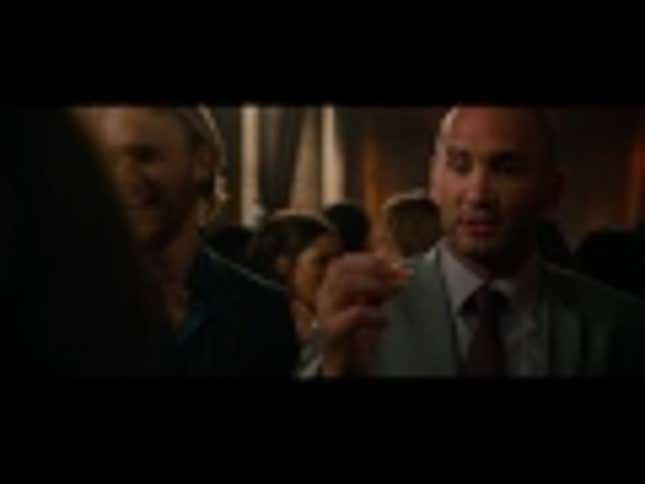 Megan Fox Tries On Ian Laperriere's Teeth In <em>This Is 40</em>