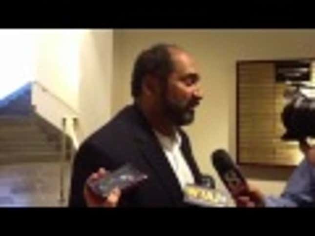 Franco Harris Injects Himself Into Penn State Board Of Trustees Meeting, Has Microphone Cut Off