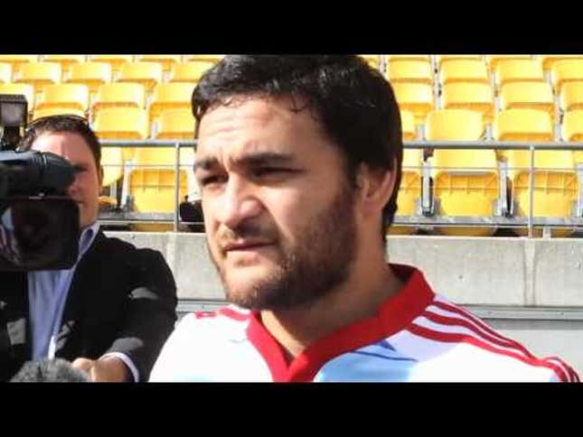 Camera Spontaneously Disintegrates While Cameraman Films Interview