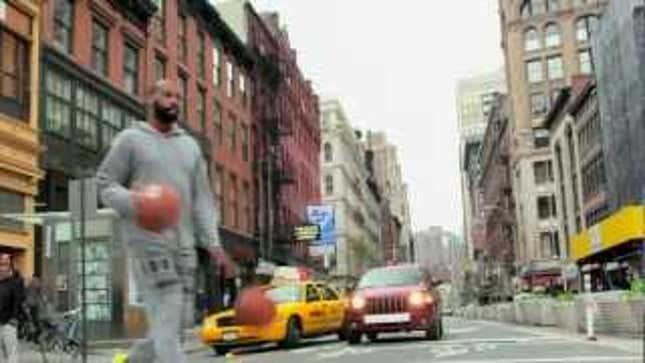Baron Davis Chucks Basketballs At Oblivious New Yorkers In New PSA