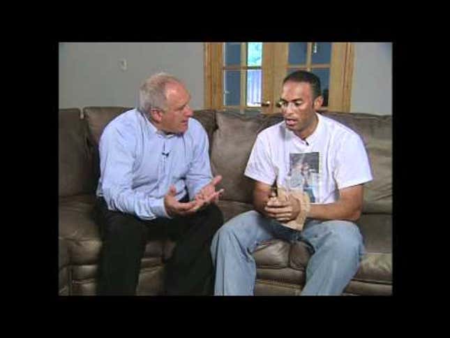 This Evening: Mariano Rivera's First Baseball Glove Was Made Out Of Cardboard (Video)