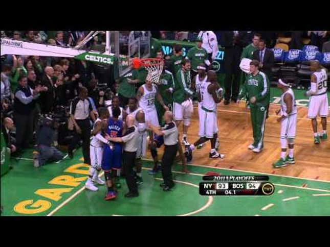 This Is How Four Guys Who Can't Play Basketball Let New York Down