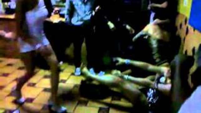 Here's Video Of Men Dressed As Women Fighting Inside A San Diego Taco Shop