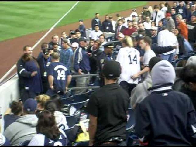 Yankees Fans Pull Ahead In Basebrawl Standings