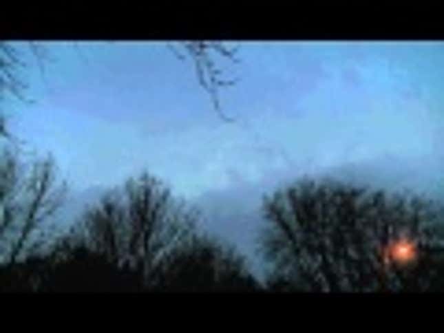 Nonstop lightning storm turns the Wisconsin sky into an electric apocalypse