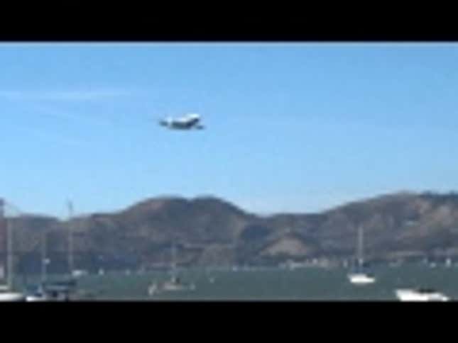 This Boeing 747 Didn't Crash On the Golden Gate Bridge