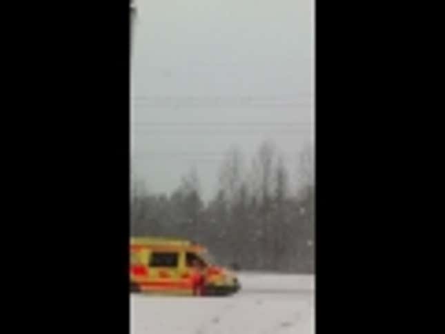 Watch An Icy 100-Car Pileup Form