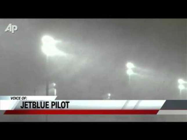 Four JetBlue airliners stranded for seven hours on runway