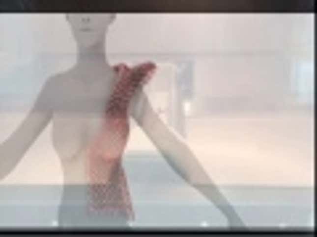 Dita Von Teese Models World's First 'Fully-Articulated' 3-D Printed Gown