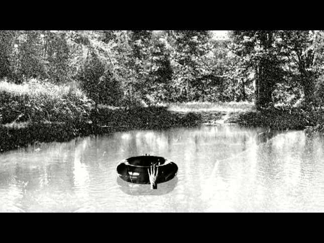 Gary Busey Will Teach You How to Have Sex With an Innertube