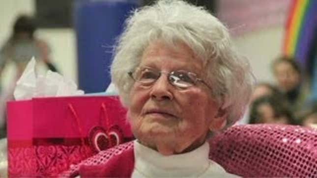 America's Oldest Teacher Does It For the Kids