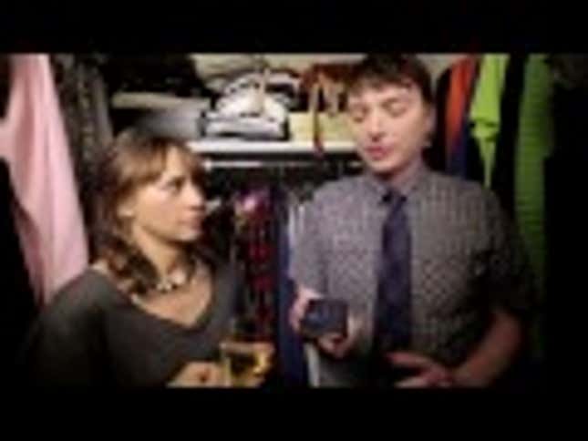 Rashida Jones Steps Into the Closet for a Round of <em>7 Minutes in Heaven</em>