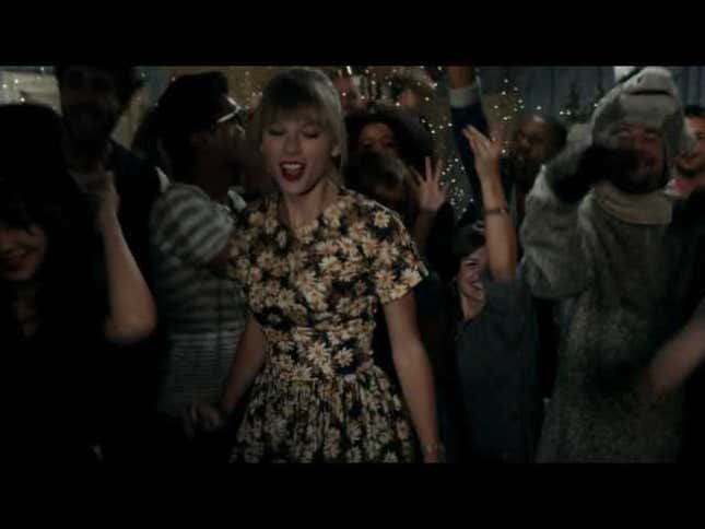 Leann Rimes Turns 30, Checks into Clinic