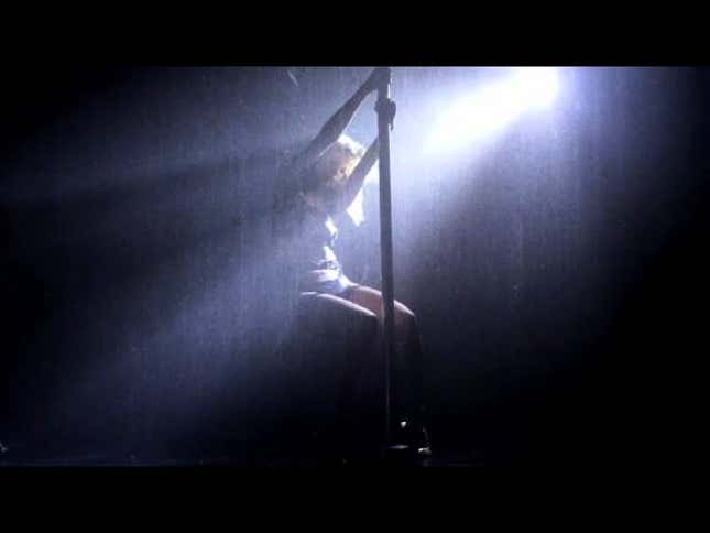 Heidi Klum Sings And Strips In A Sexy New Music Video