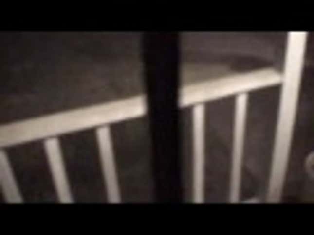 <em>Slender: The Eight Pages</em>: Short, Crude, And One Of The Scariest Games Of The Year