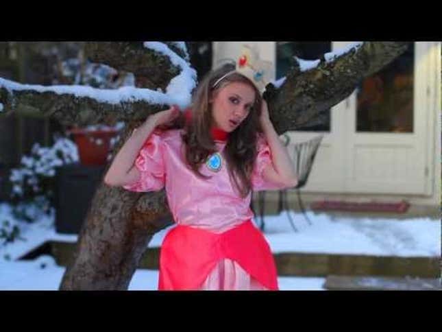 Princess Peach Does One Amazing Lana Del Rey Impression