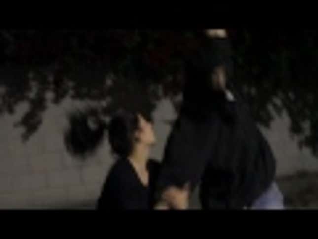This Woman Does a Pretty Convincing Batman-Style Beatdown