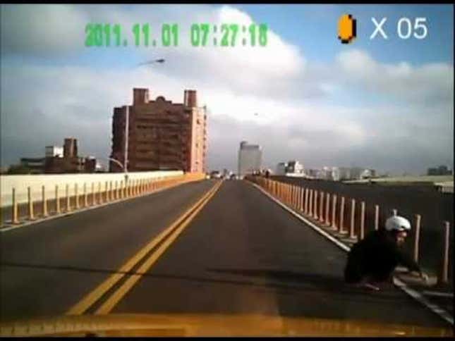 <em>Mario</em> Sounds Make Traffic Accidents Less Horrible