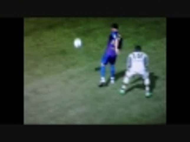 <em>FIFA 12</em> Has the Best Bugs