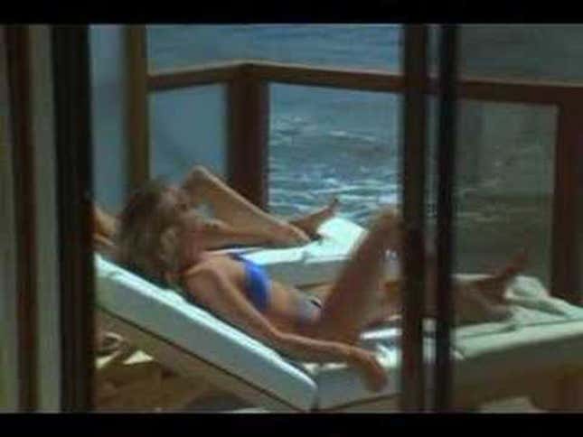 Which Heartthrob Actor Hooked Up With A Ladymag Writer?