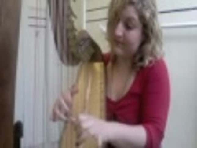 <em>Morrowind</em> Theme Helps Harpist Fund Her Next Album