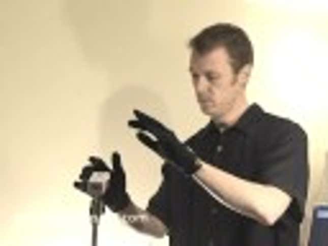 Man Builds Wiimote Theremin, Plays Star Trek Theme
