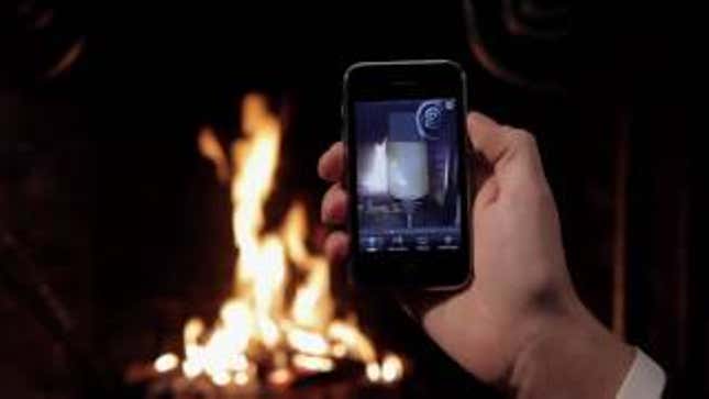 Be the Star of Your New Year's Party with These Four Mobile Apps