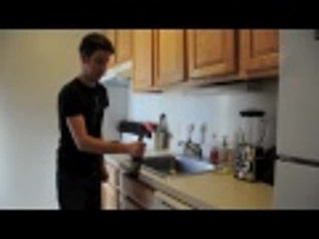 How to Open a Beer Bottle with a Countertop
