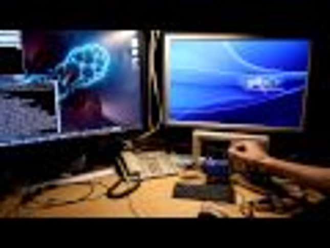 USB Host Hack Allows Keyboards, Flash Drives to Connect to the Nexus One