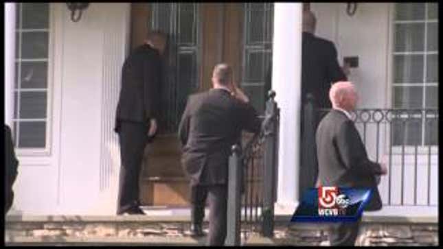 Here's The Moment Aaron Hernandez Realized He Was Being Arrested
