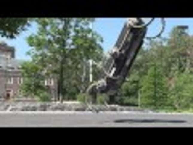 Super-Cute Robot Performs Adorable Parkour
