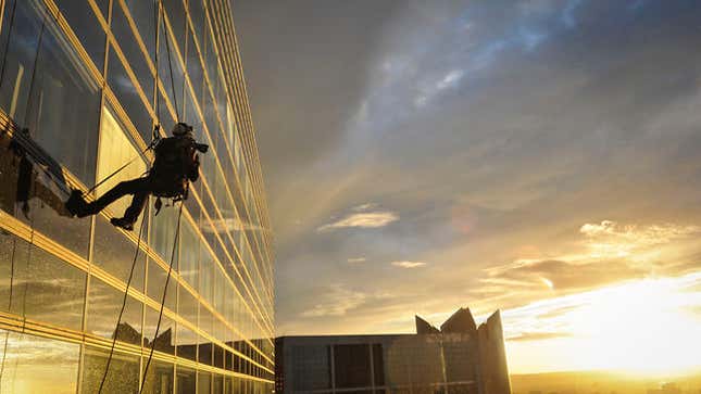 Photographer Enters Noclip Mode In The Real World