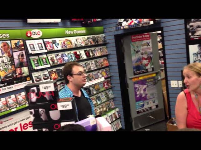 Dude At <em>GTA V</em> Launch Gets <em>Suuuuper</em> Awkward